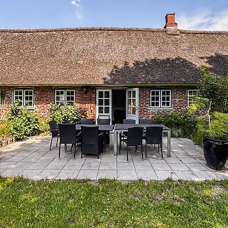 6 Bedroom Gorgeous In Nyaraló *